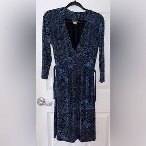 Athleta Black and Blue Swirl Dress Medium